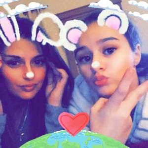 Meet your Posher, Lori